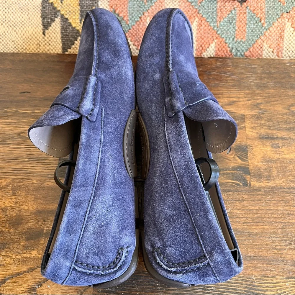 Salvatore Ferragamo NEWTON Blue Suede Driving Loafers US9 E (Display Shoes)